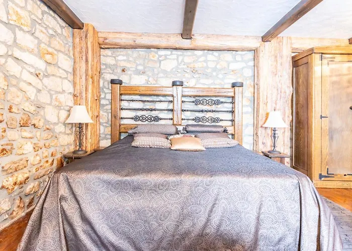 Stone House Srida Baška Voda