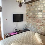 Stone House Srida Baska Voda