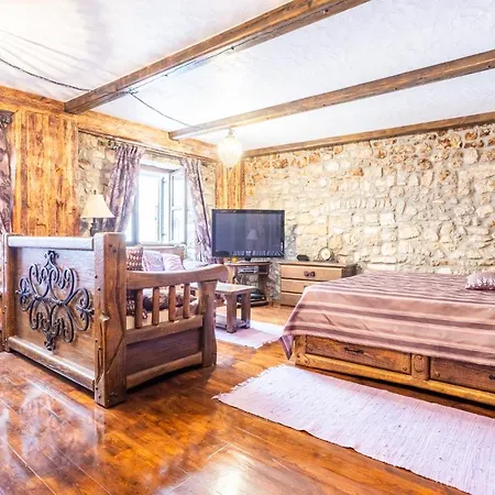 Stone House Srida * Baška Voda
