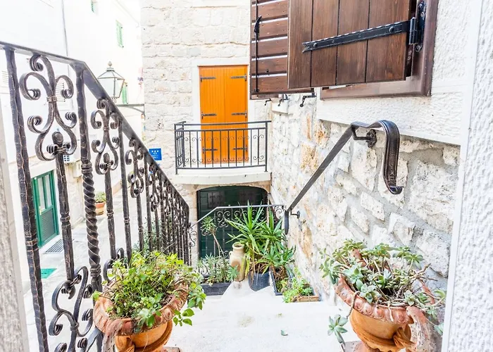 Accommodatie bij particulieren Stone House Srida *
